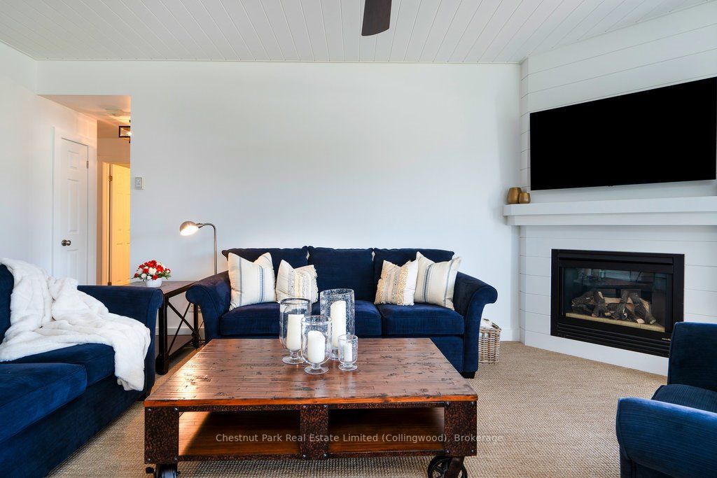 627 Johnston Park Ave, #4