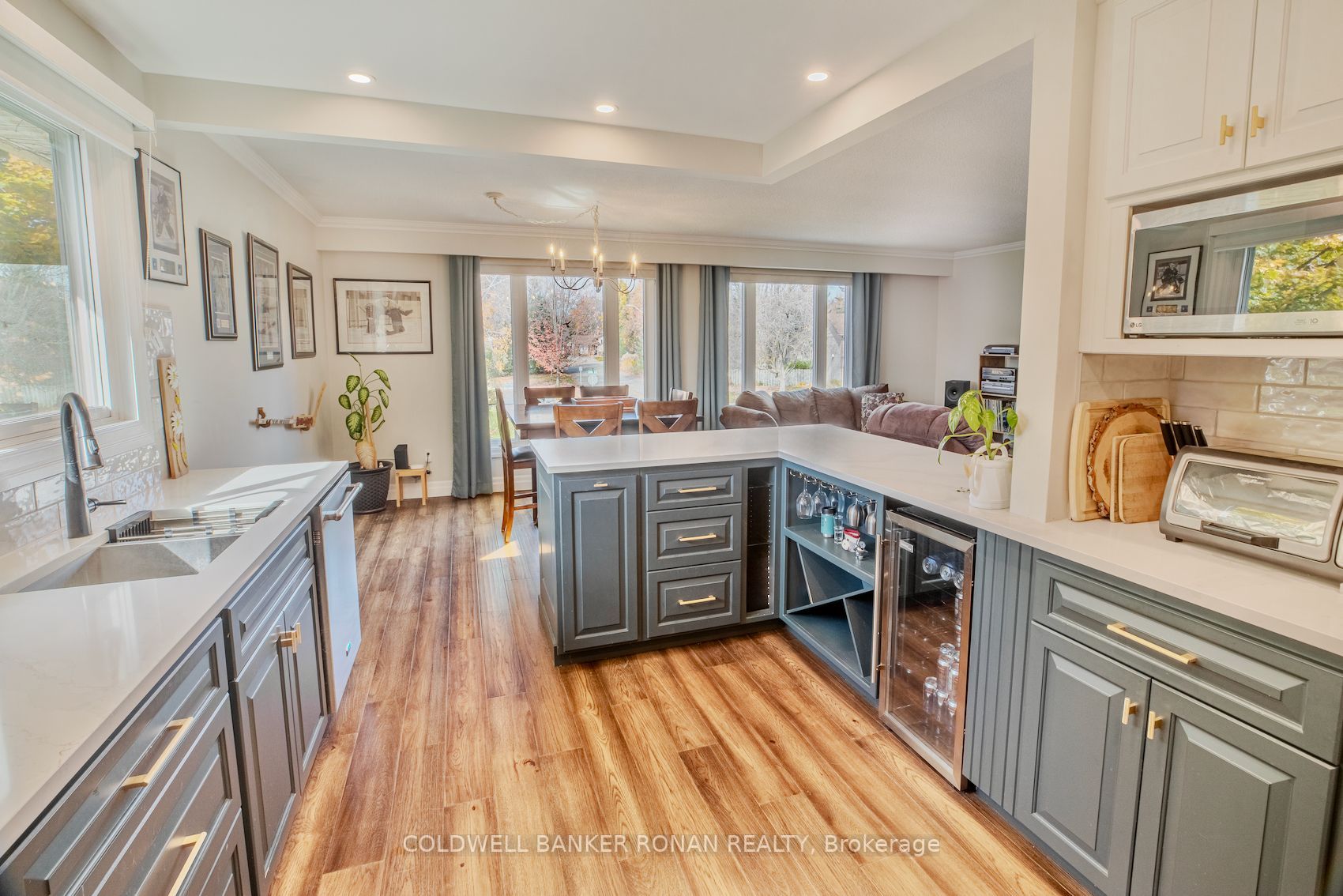 43 Lankin Blvd
