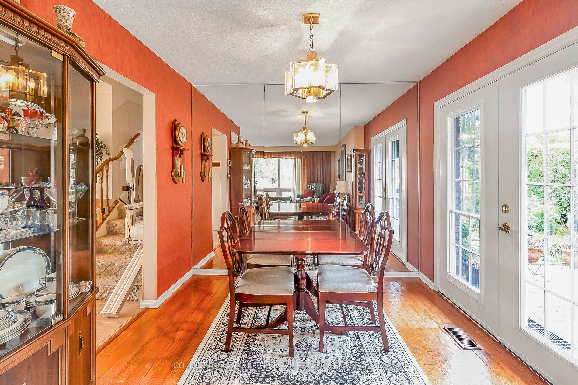 92 Collete Cres