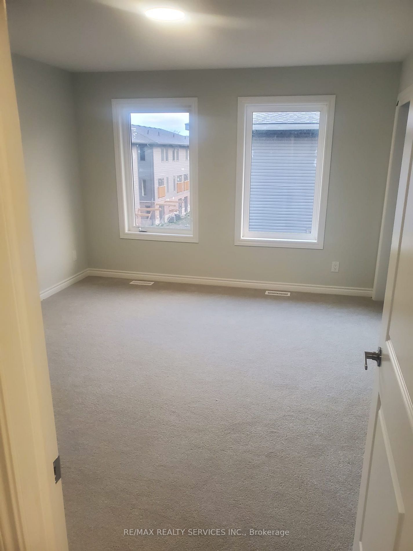 71 Winters Cres, #35