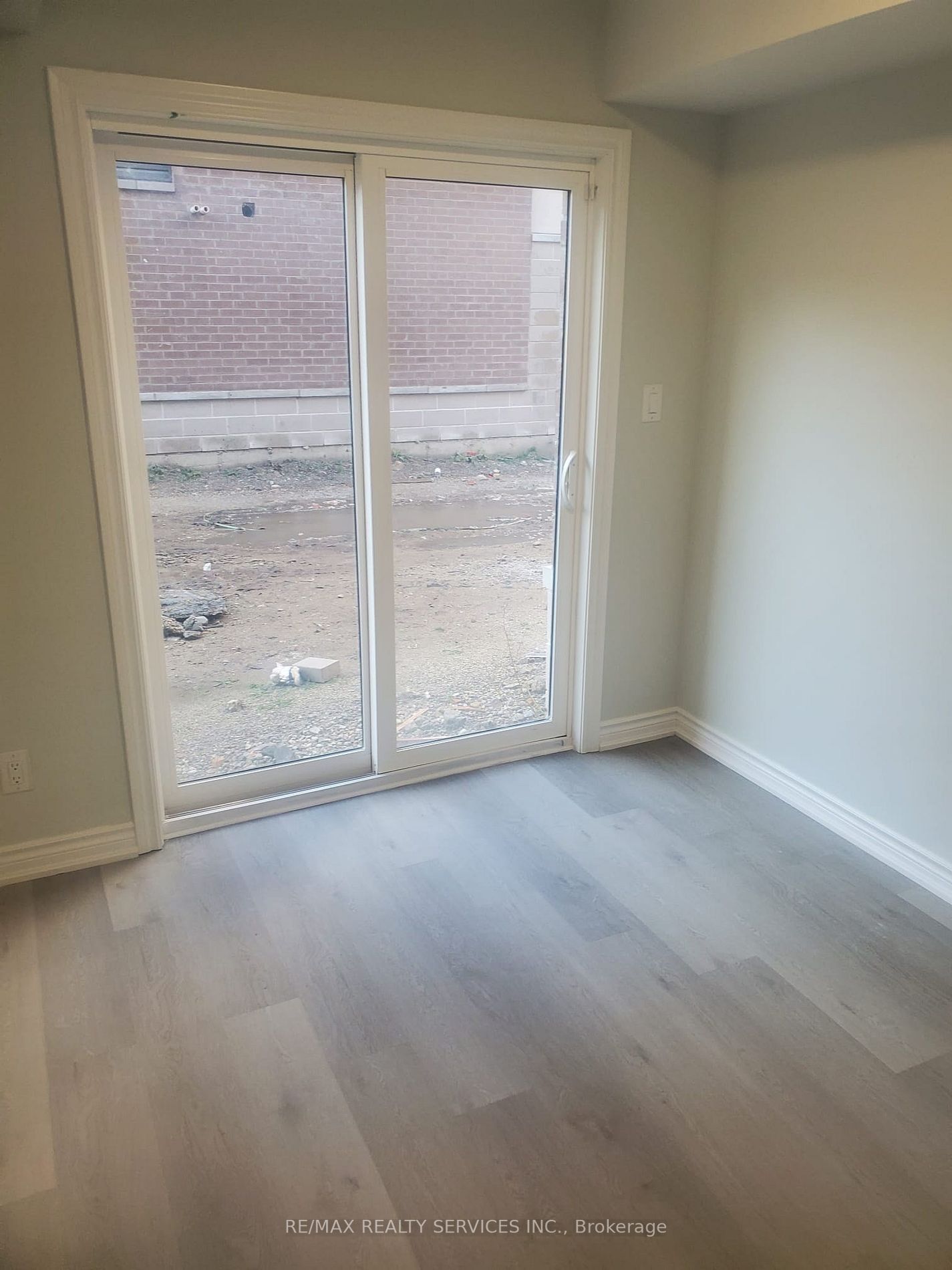 71 Winters Cres, #35