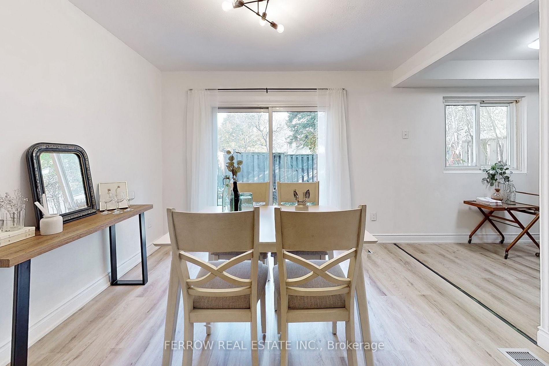 28 Donald St, #71