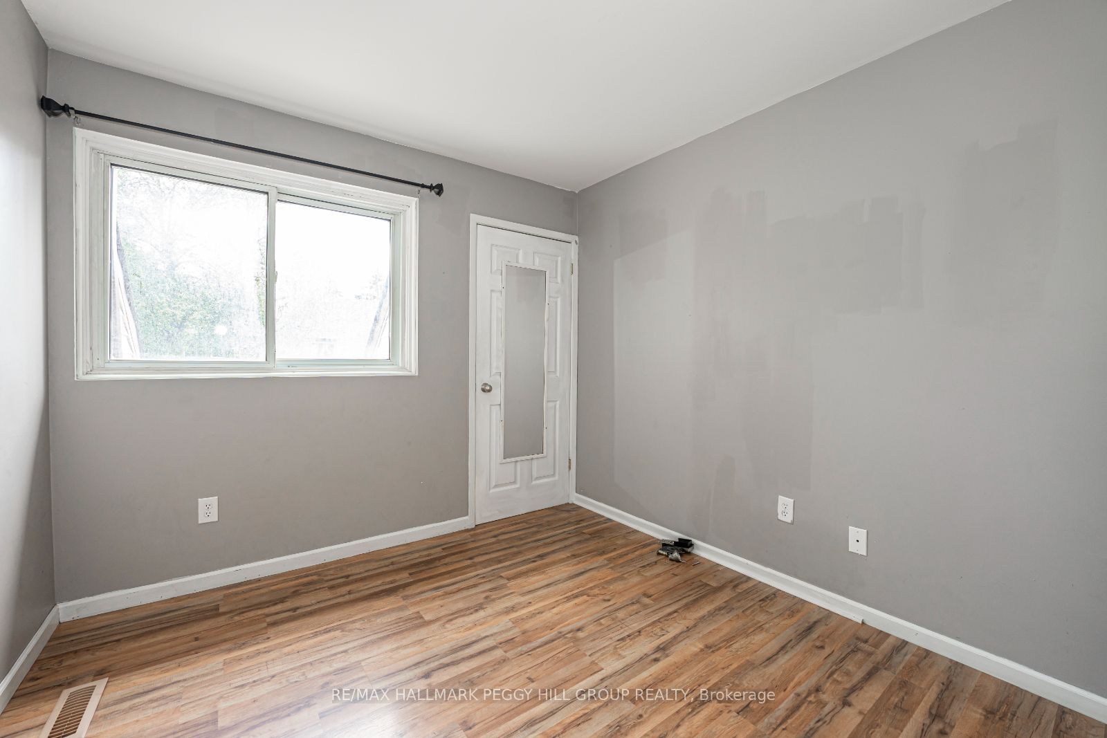 28 Donald St, #36