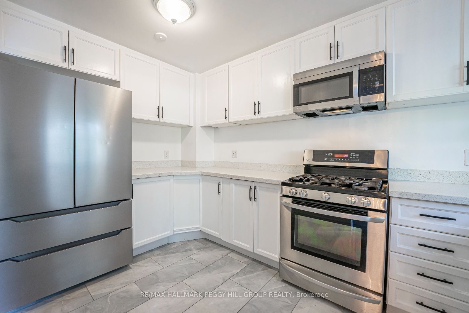 28 Donald St, #36