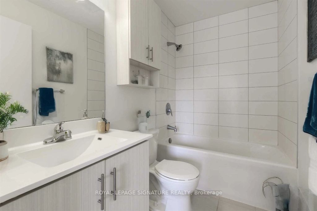 111 Worsley St, #311