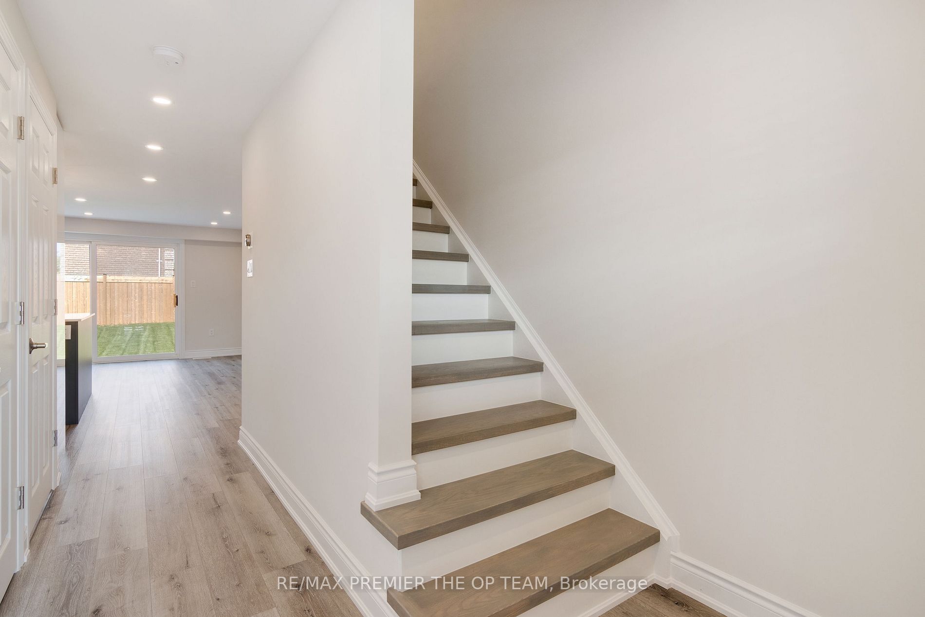 250 Dunsmore Lane