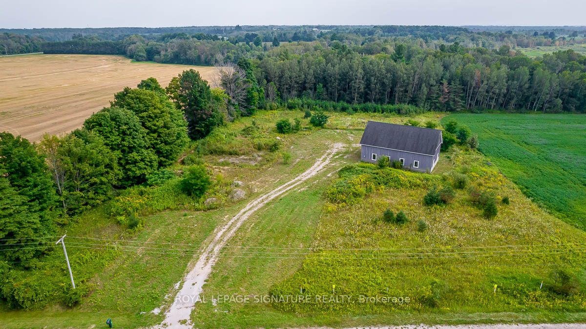 209 15/16 Sideroad