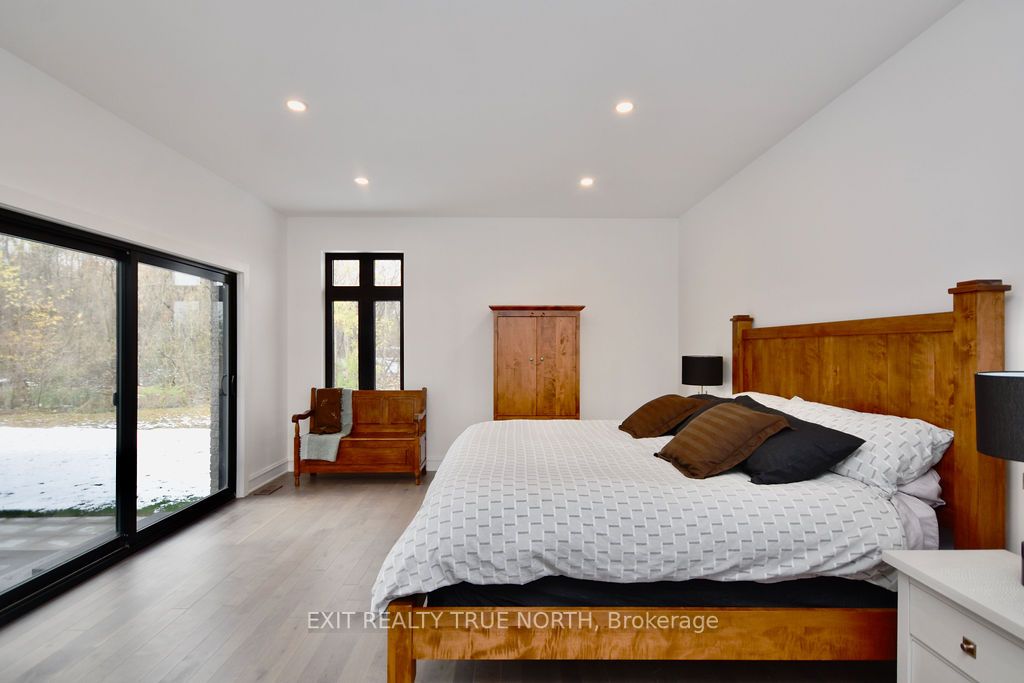 57 Glenhuron Dr