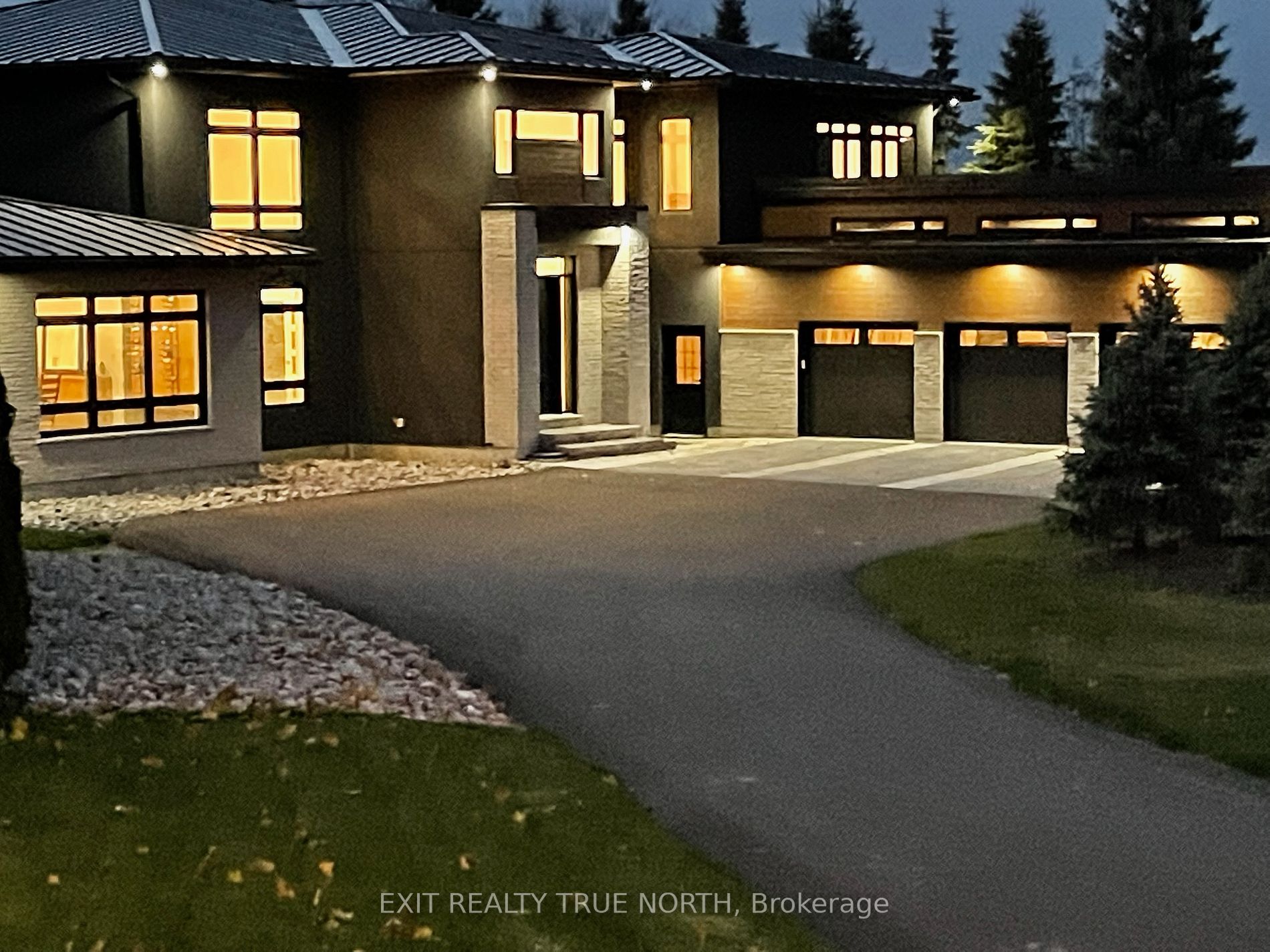 57 Glenhuron Dr