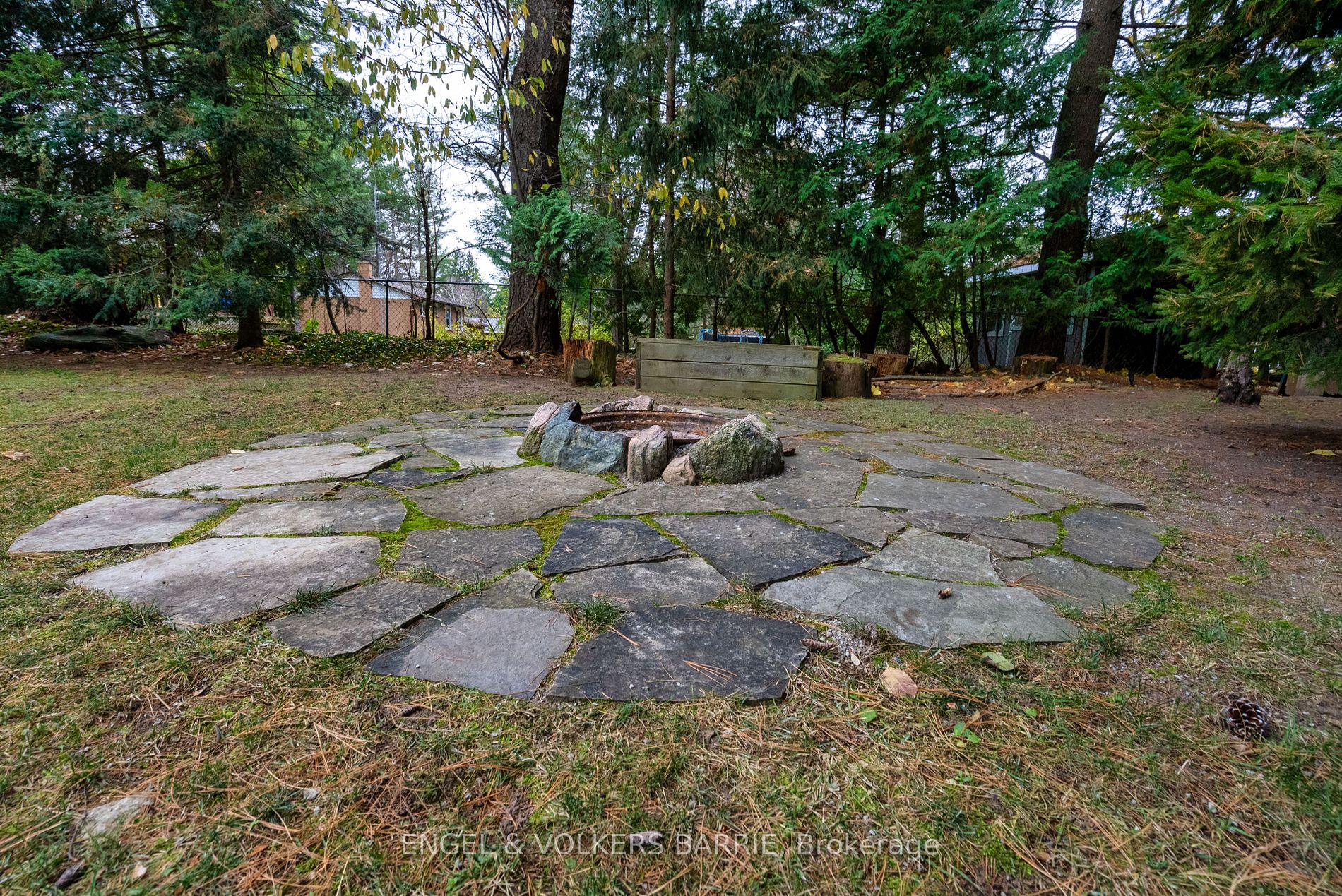 20 Luella Blvd