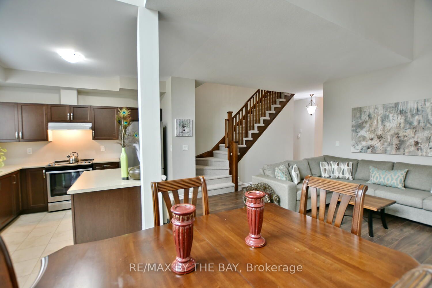 32 Gregory Ave