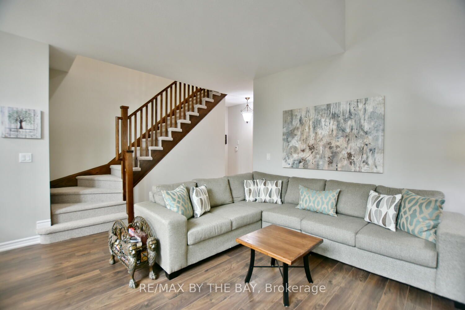 32 Gregory Ave