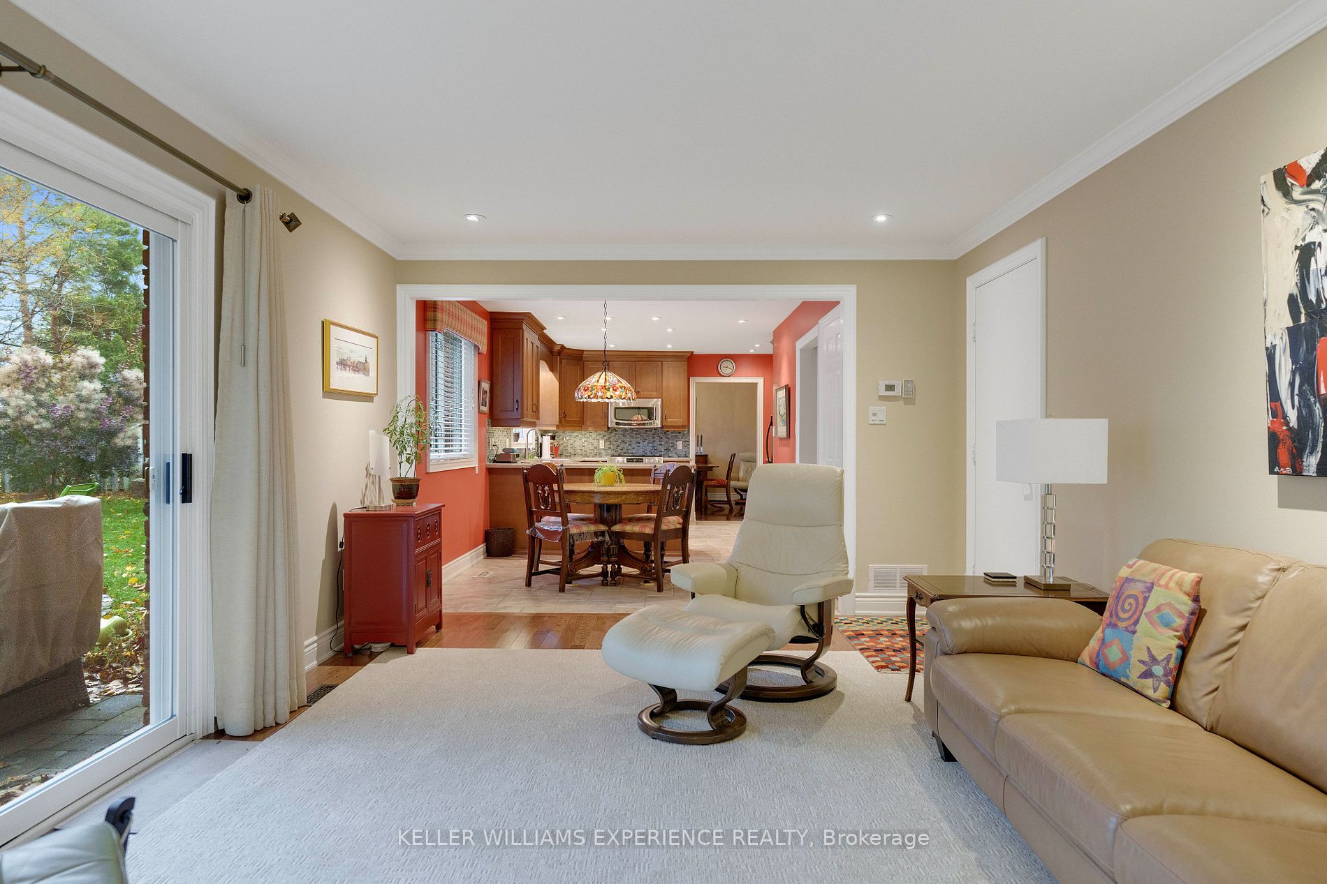 22 Garrett Cres