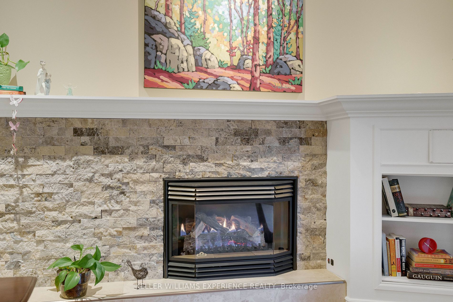 22 Garrett Cres