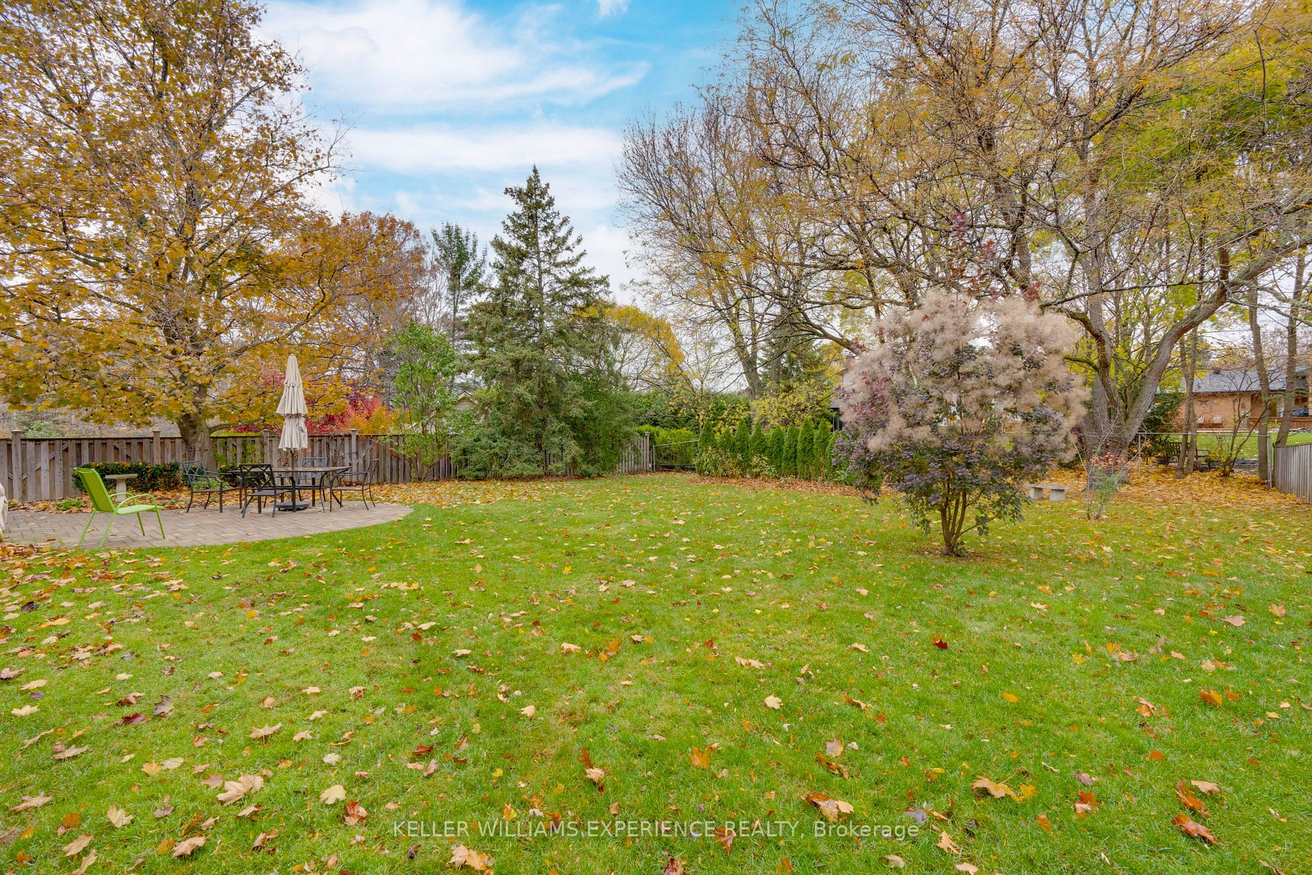 22 Garrett Cres