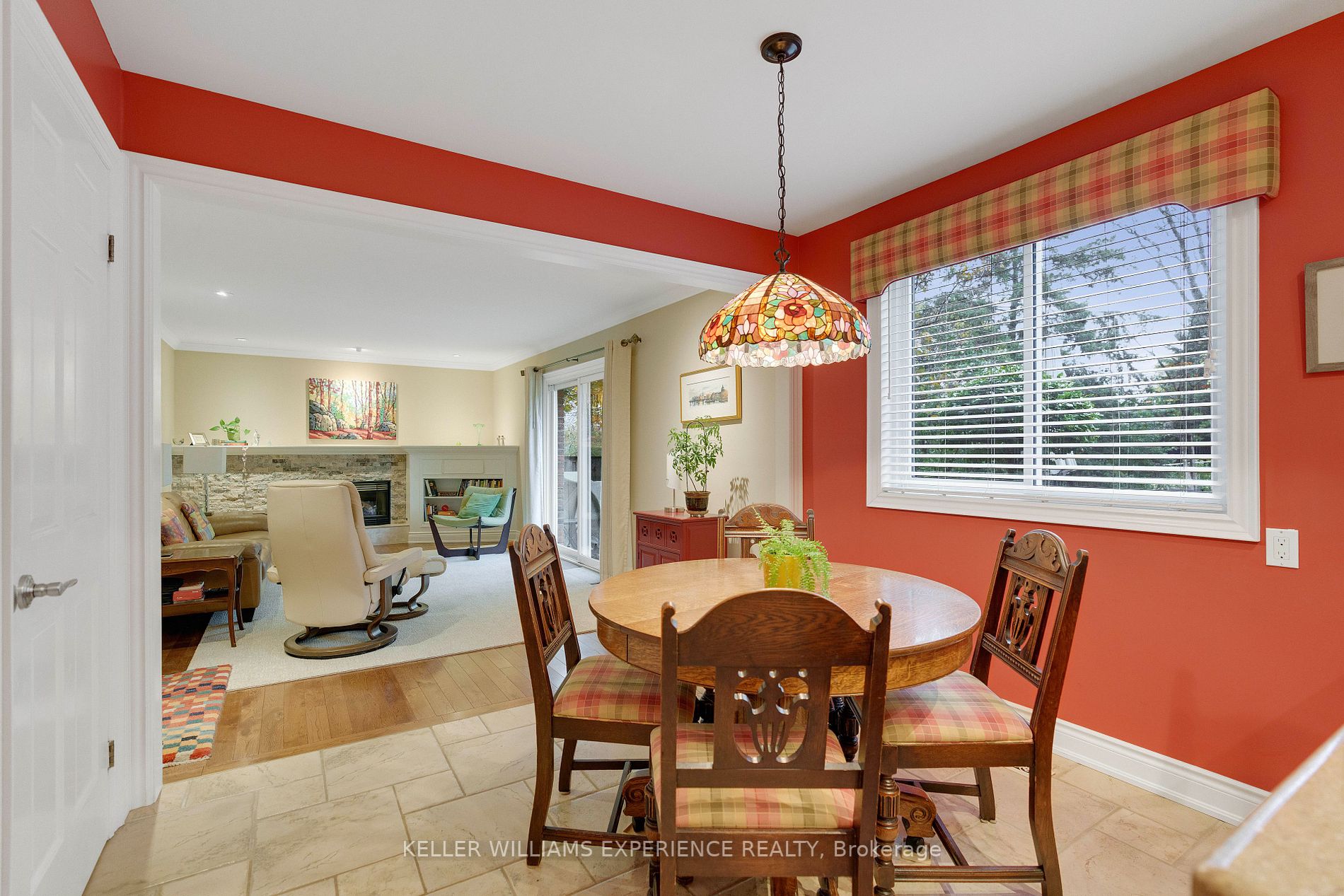 22 Garrett Cres