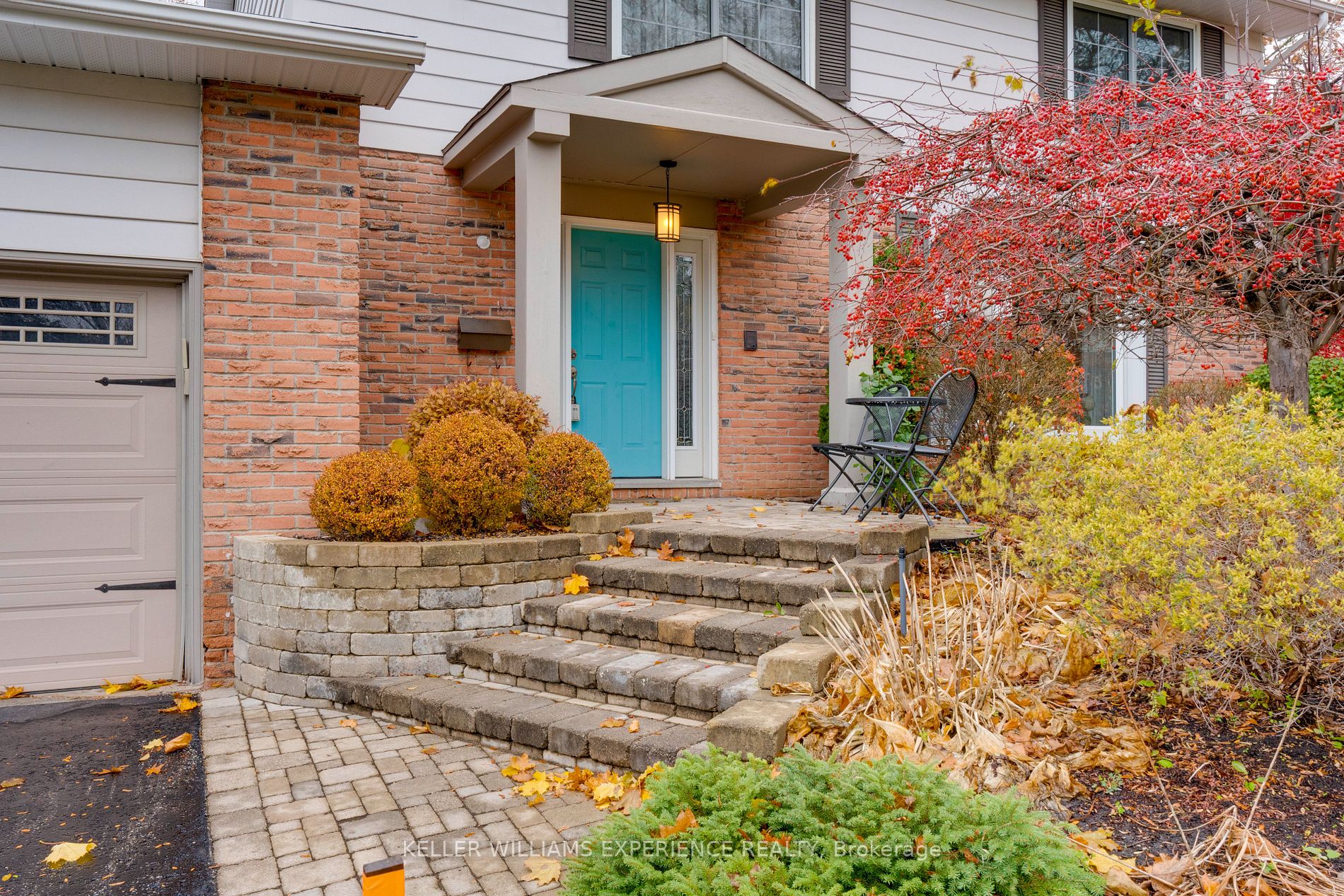 22 Garrett Cres