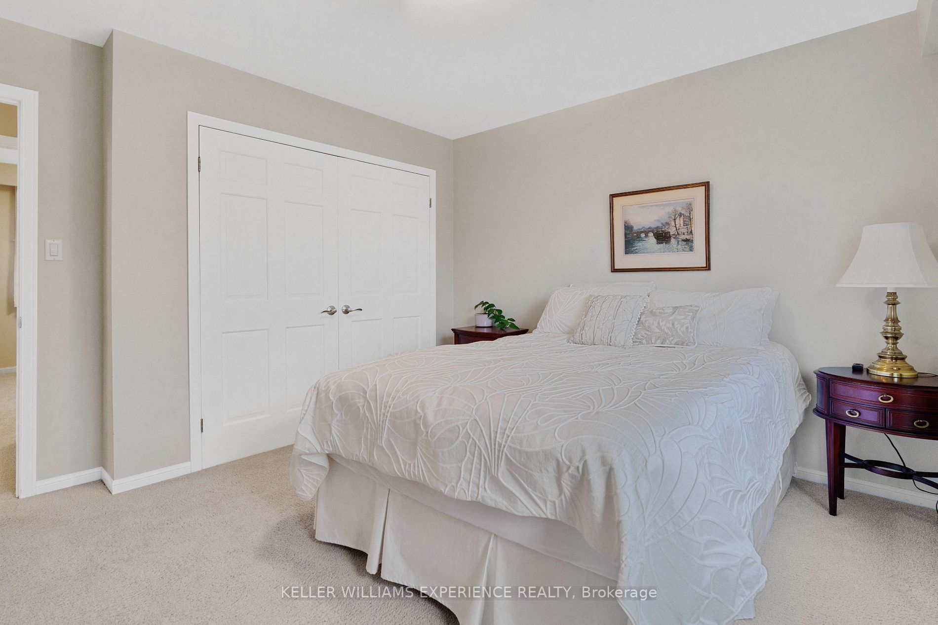 22 Garrett Cres