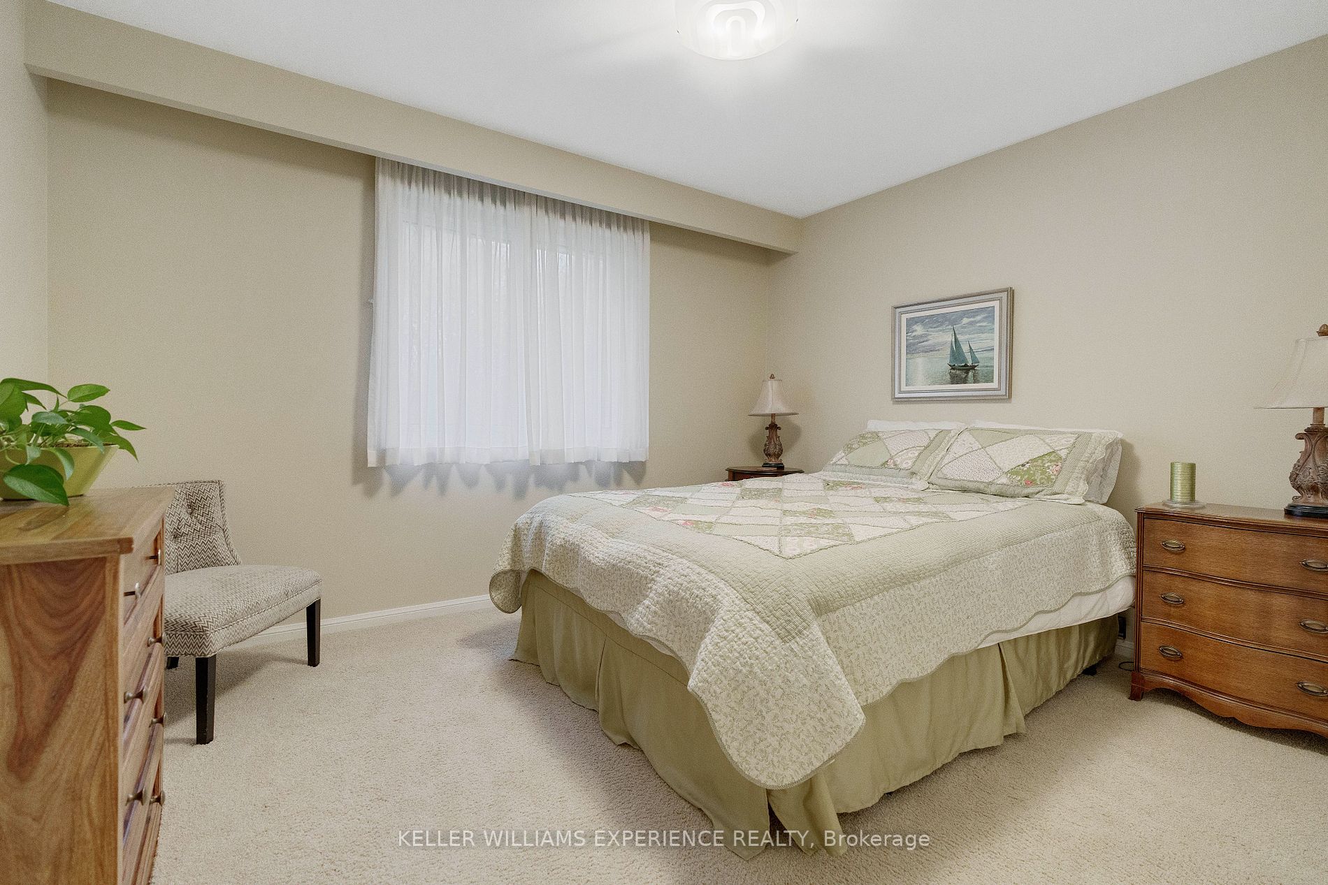 22 Garrett Cres