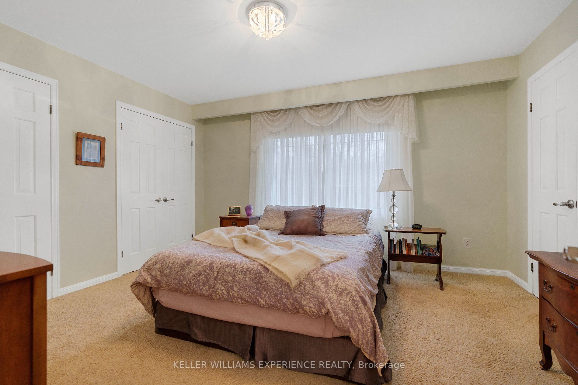 22 Garrett Cres