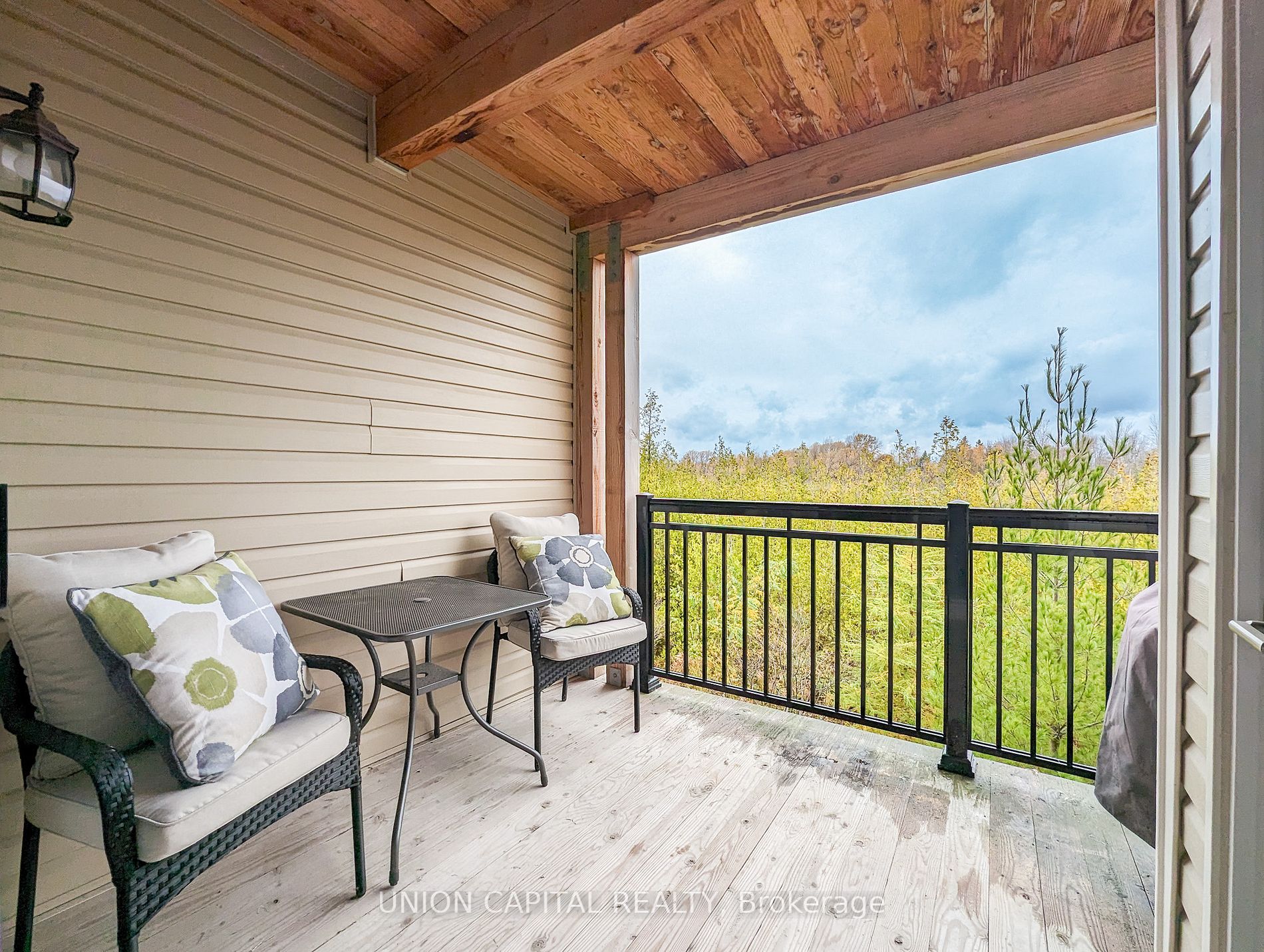 6 Anchorage Cres, #205