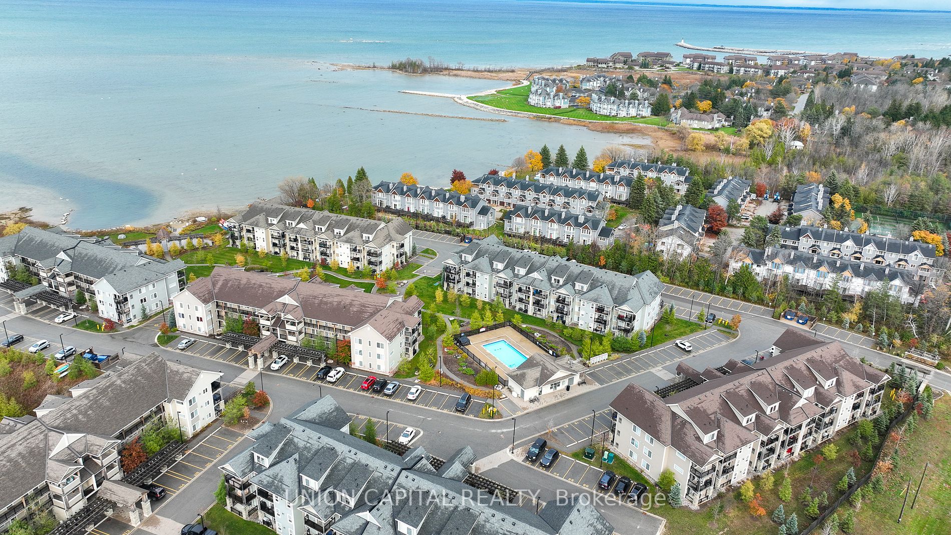6 Anchorage Cres, #205