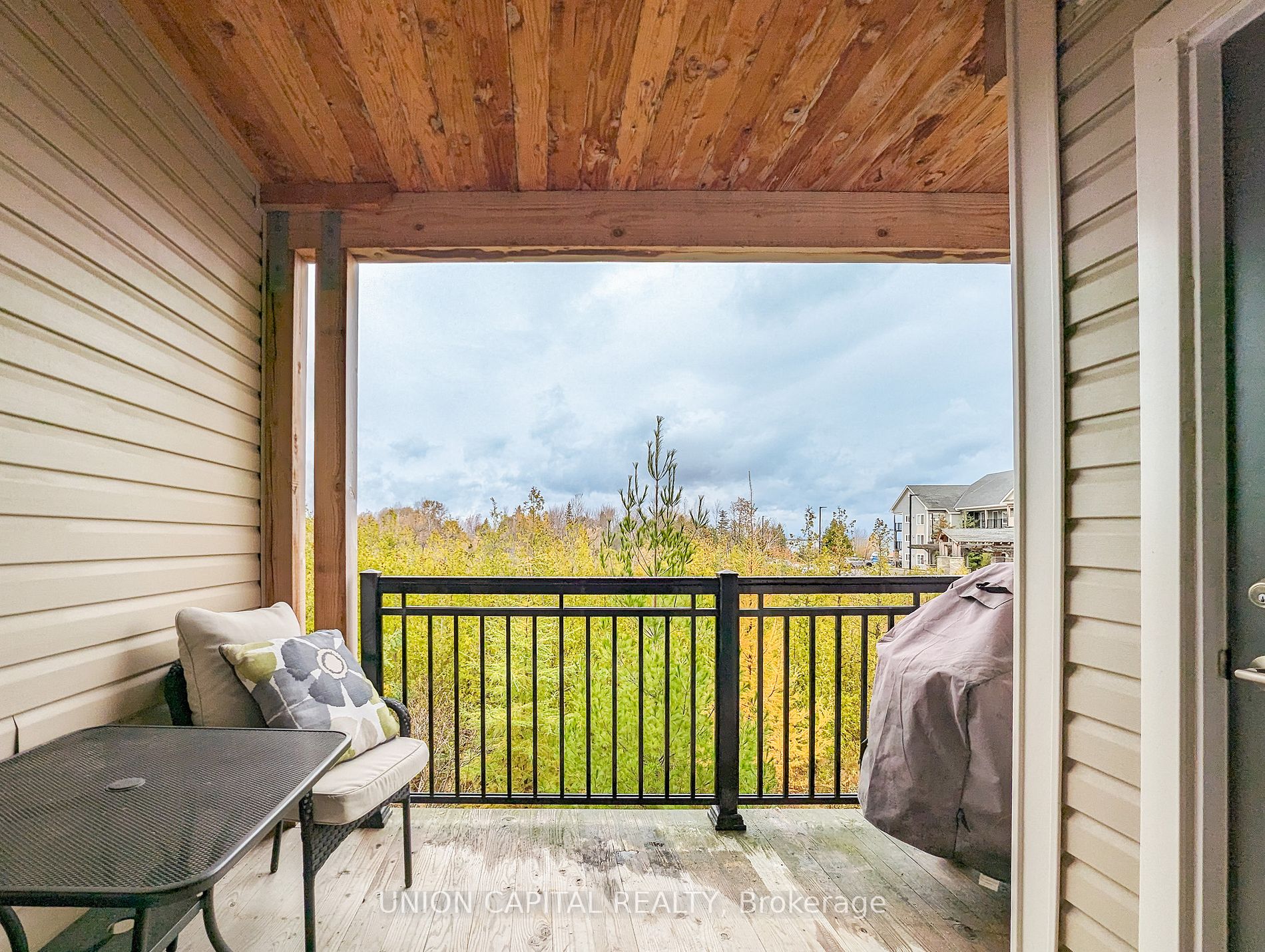 6 Anchorage Cres, #205