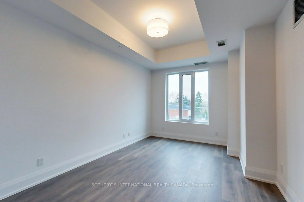 1 Hume St, #407