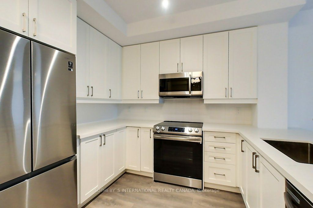 1 Hume St, #407