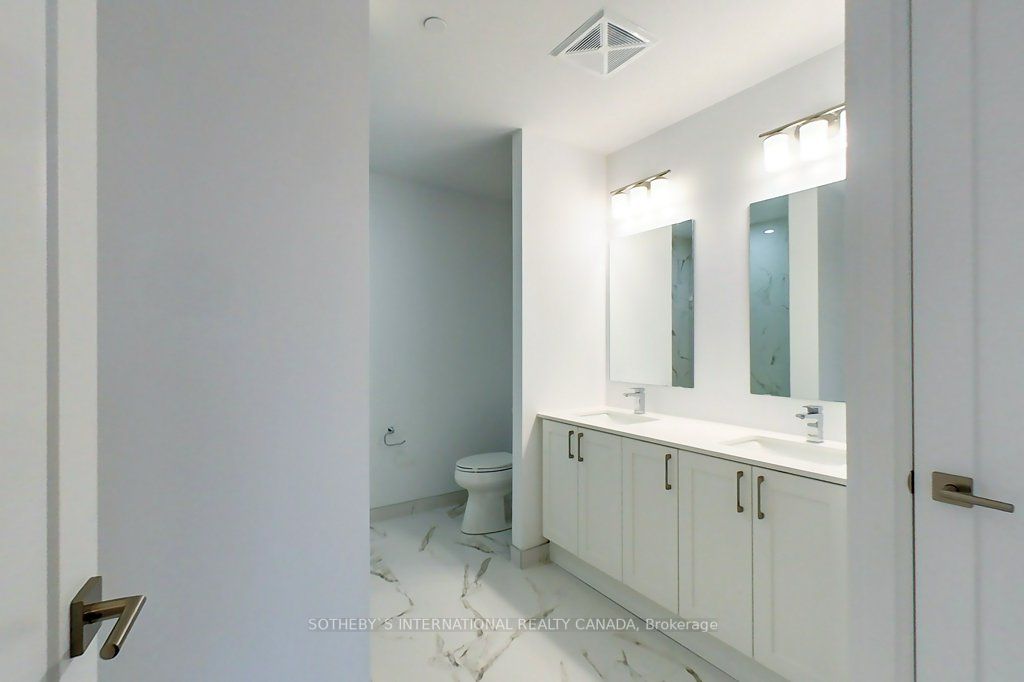 1 Hume St, #407