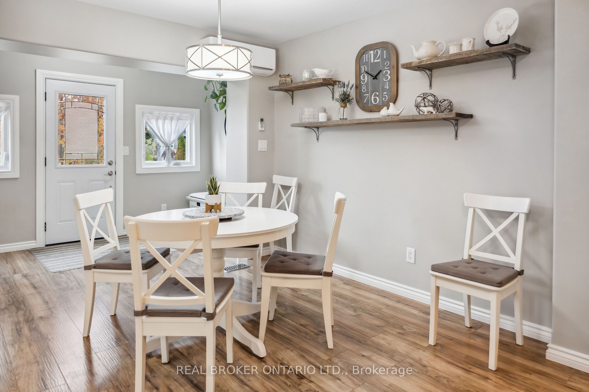 16 Owen Rd
