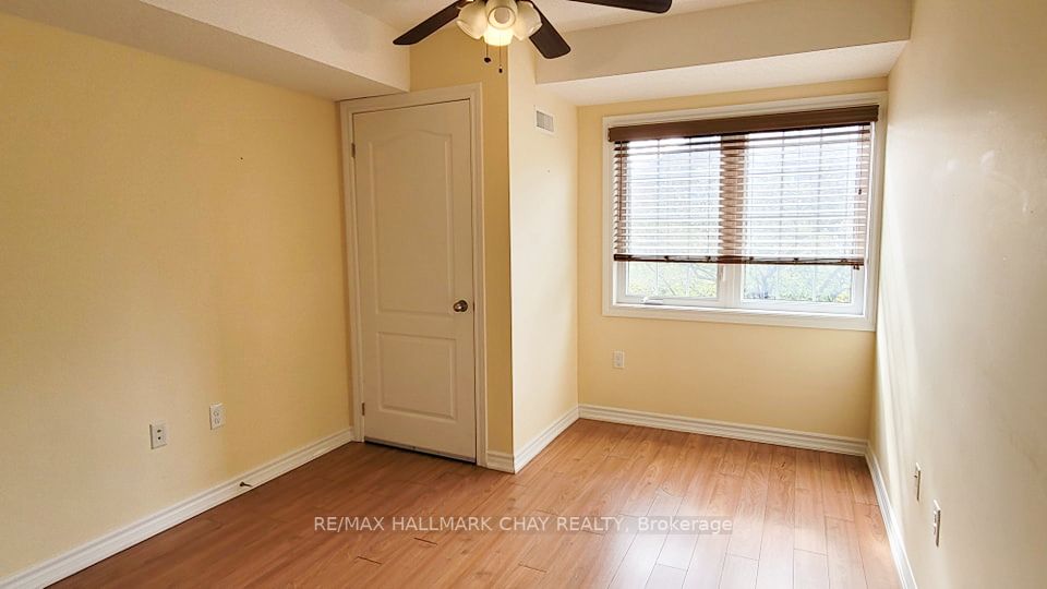 41 Coulter St, #16