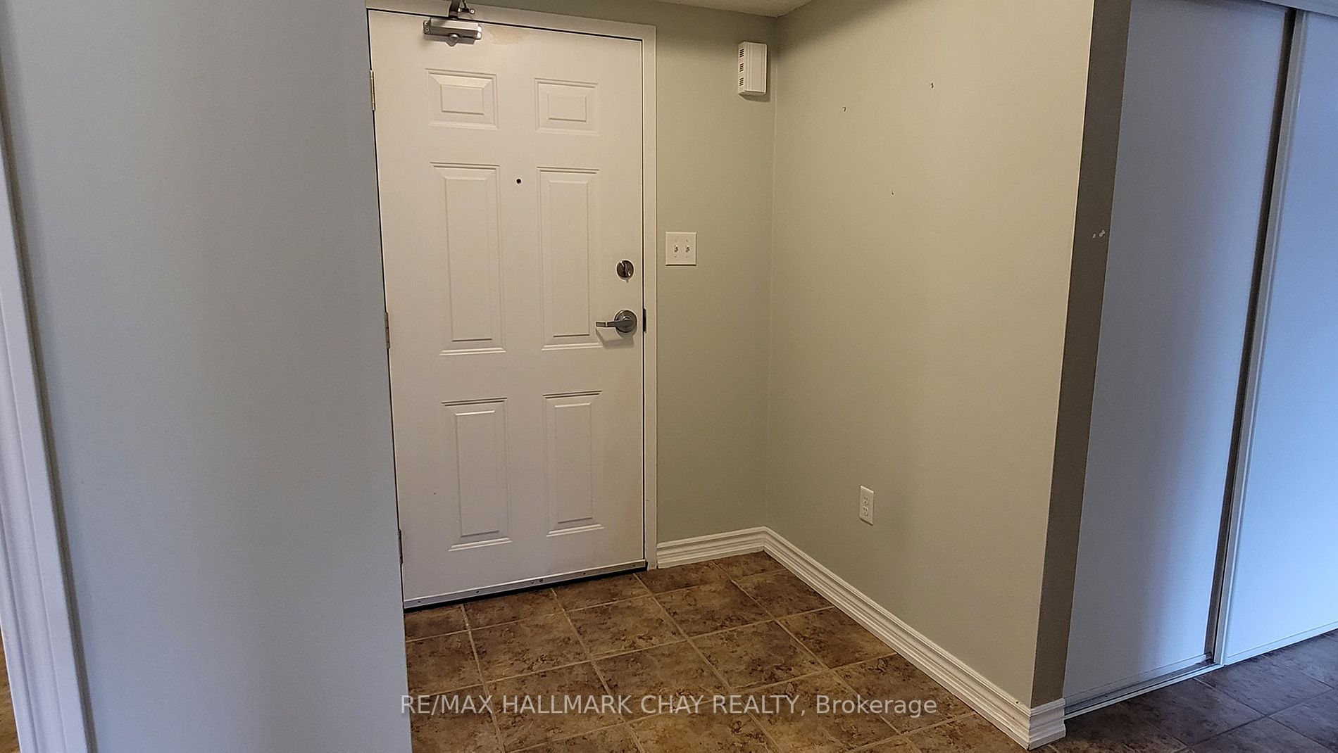 41 Coulter St, #16