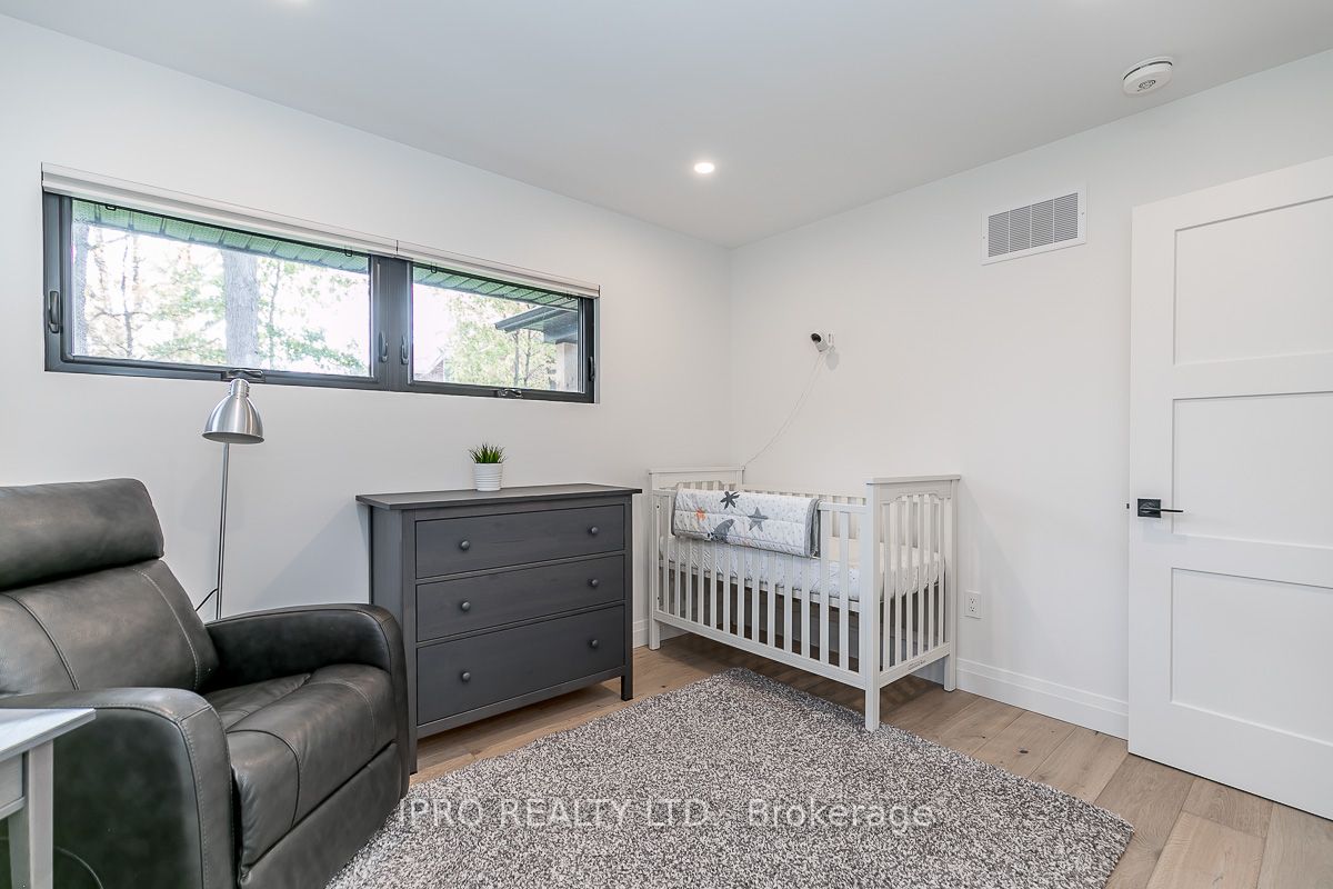 10 Golfview Dr