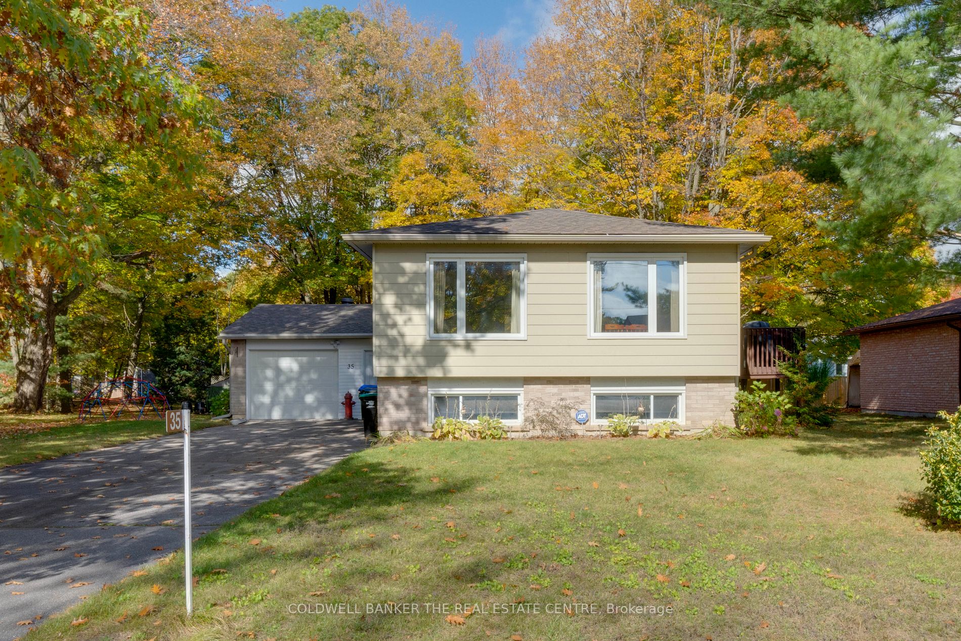 35 Dorcas Ave