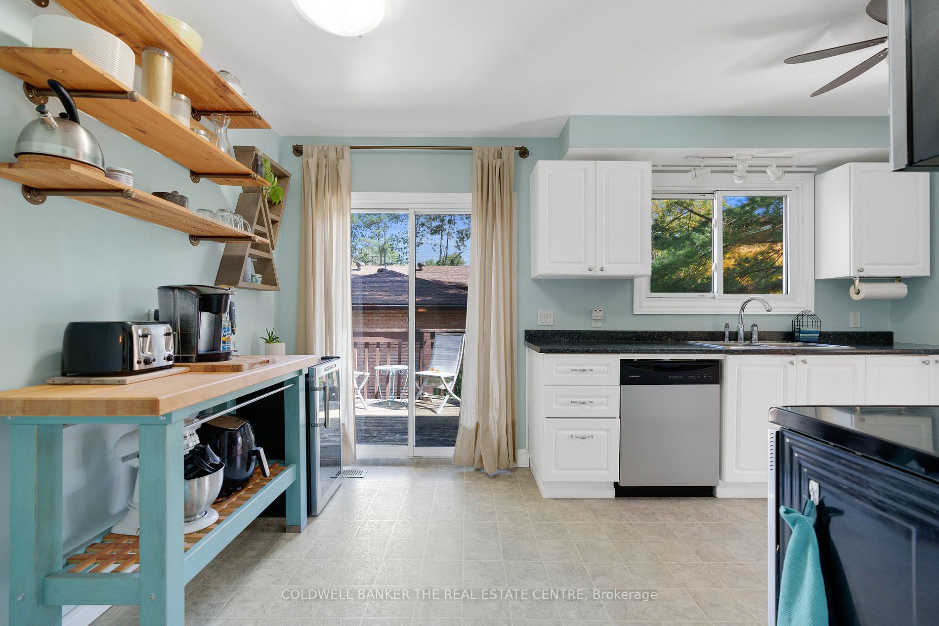 35 Dorcas Ave
