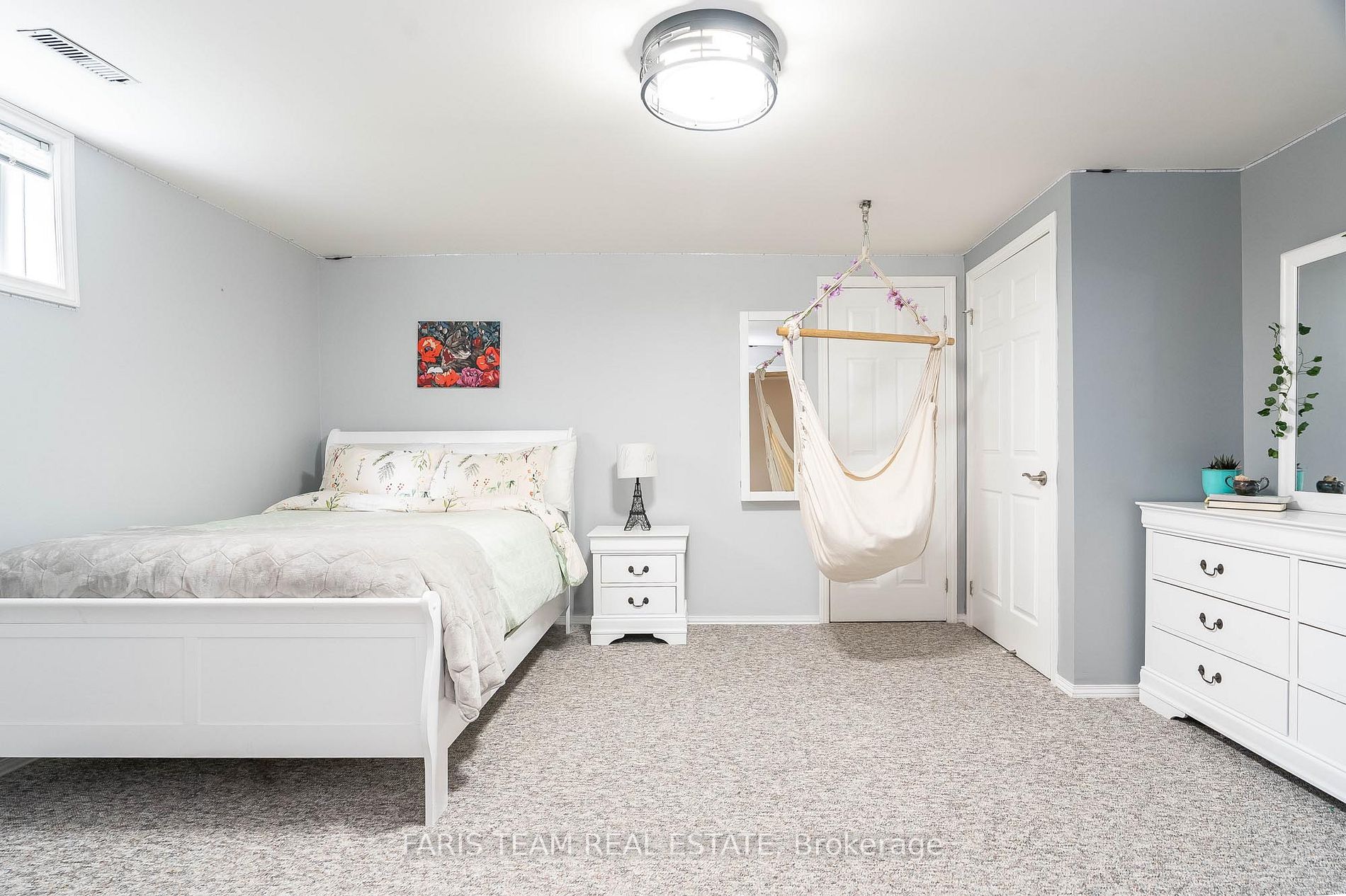 54 Douglas Dr