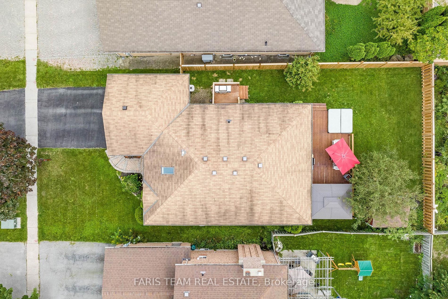 54 Douglas Dr