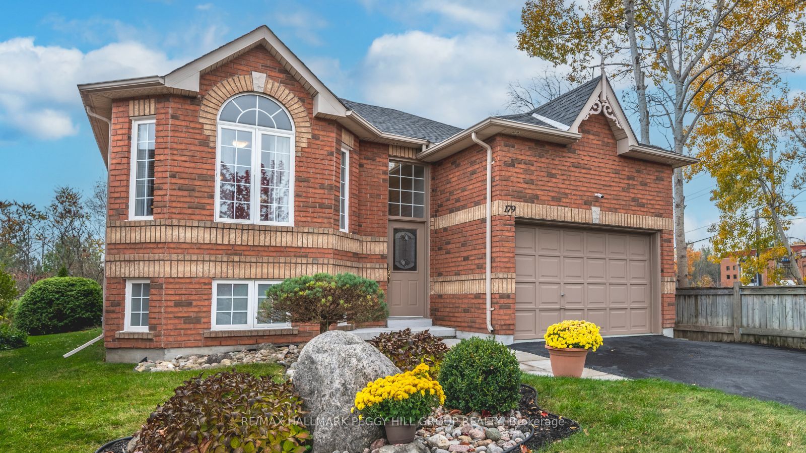 179 Loon Ave