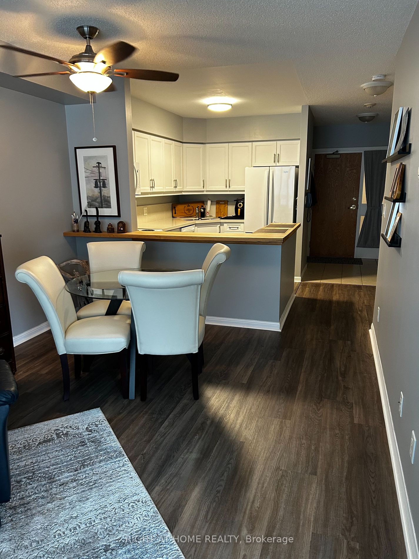 90 Dean Avenue #203