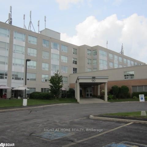 90 Dean Avenue #203