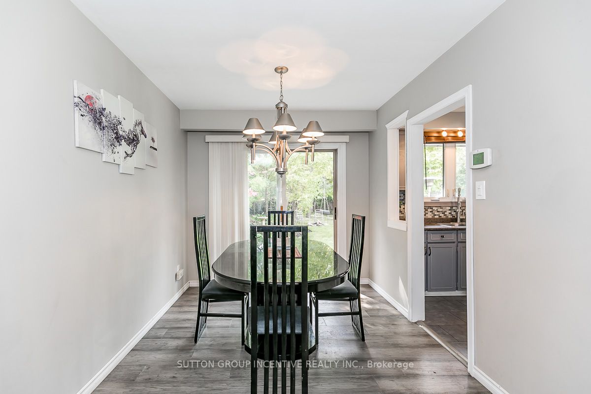 28 Harding Ave