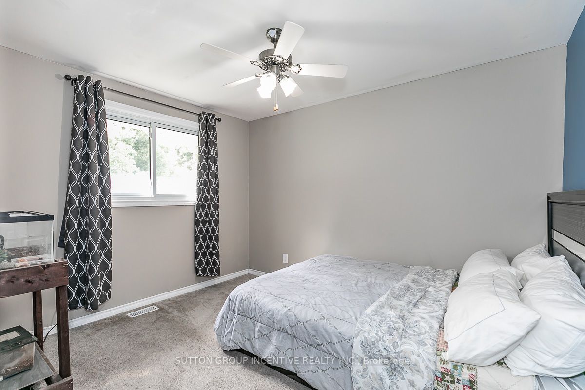 28 Harding Ave