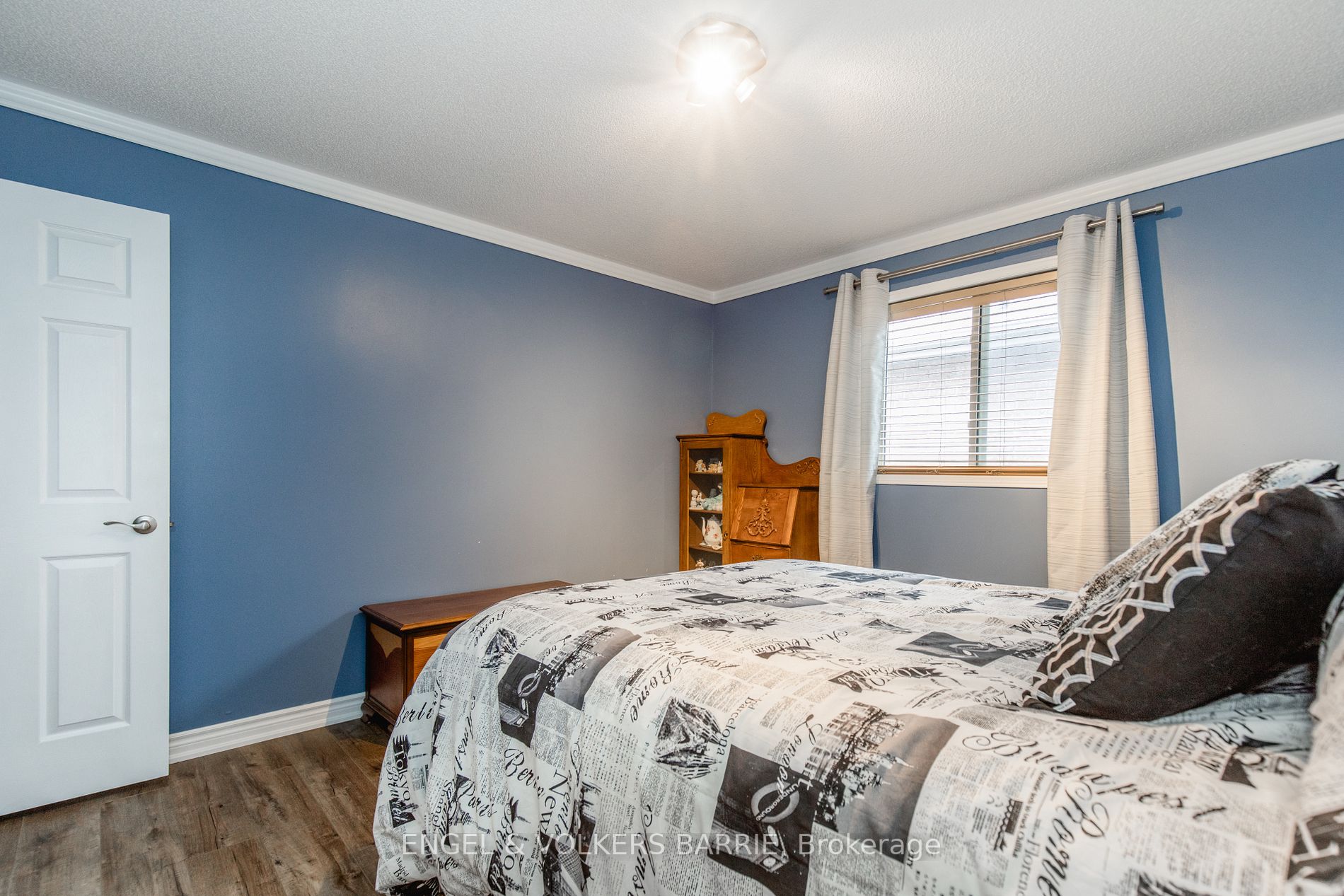 352 Emms Dr