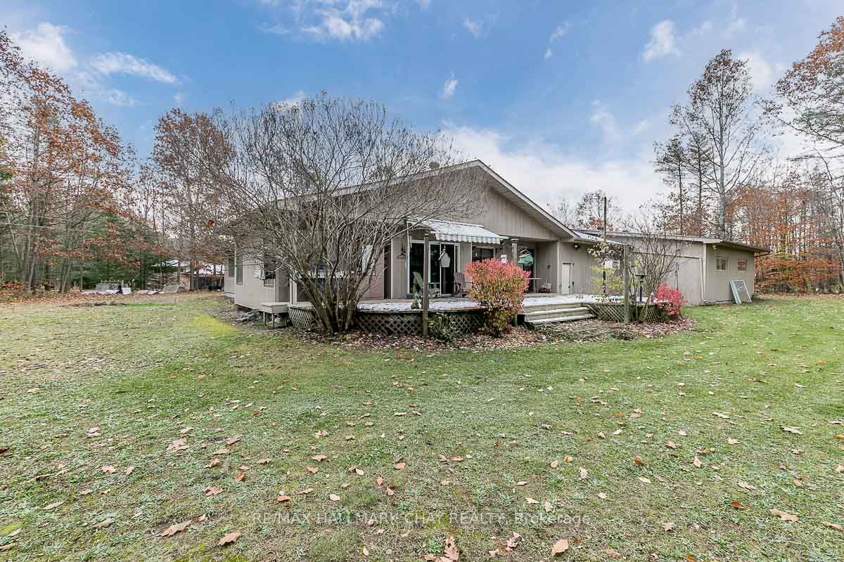 6 Binnie Dr
