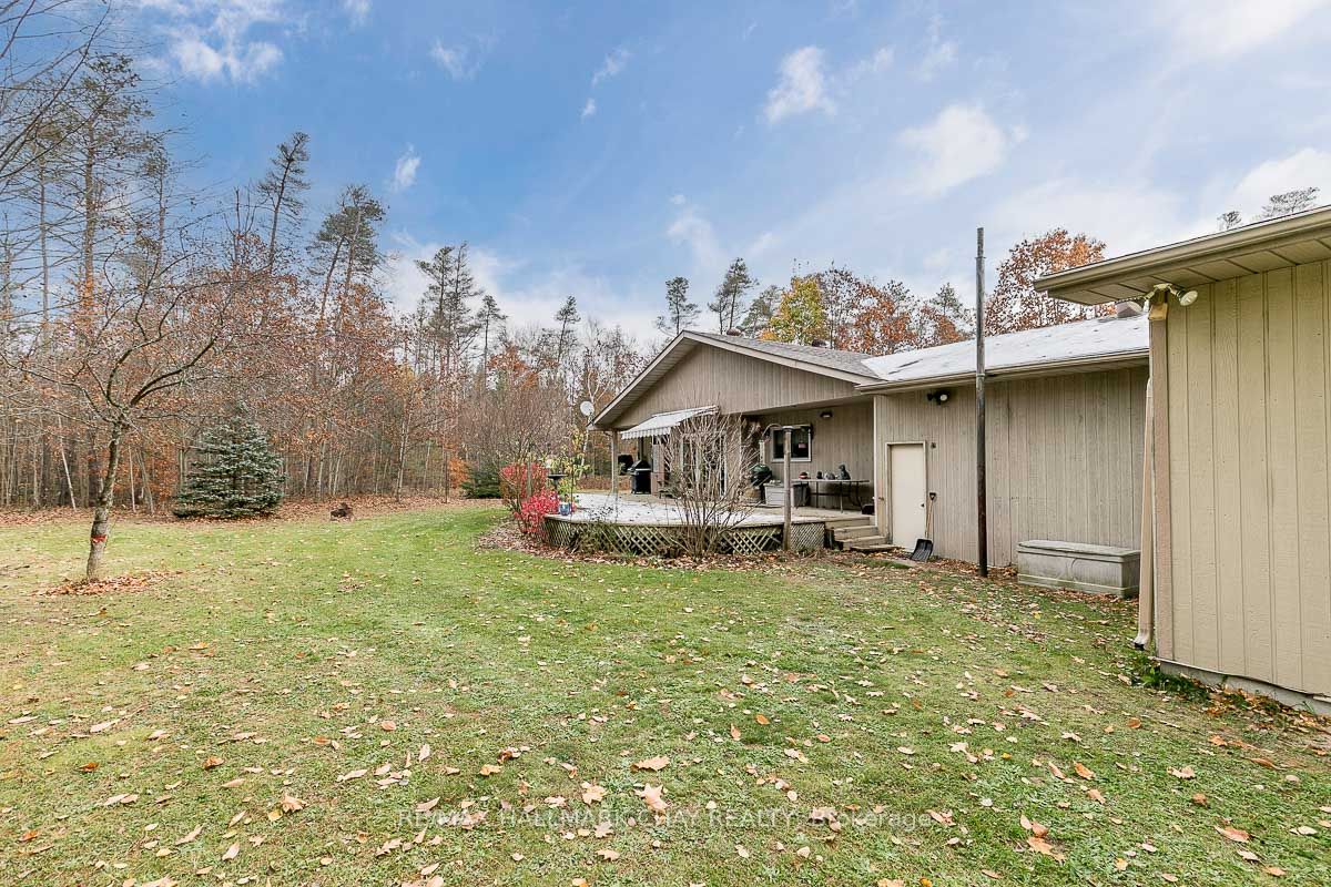 6 Binnie Dr