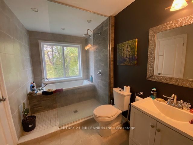 29 Findlay Dr