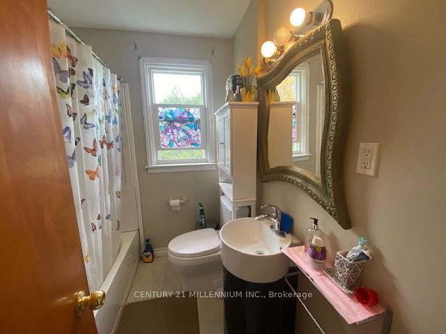 29 Findlay Dr