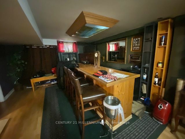 29 Findlay Dr