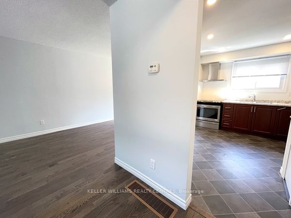 1095 Mississaga St, #74